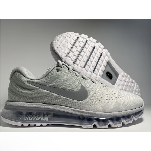 NWT Women’s Nike‎ Air Max 2017 Pure Platinum Wolf Grey Running Shoes - Picture 1 of 7